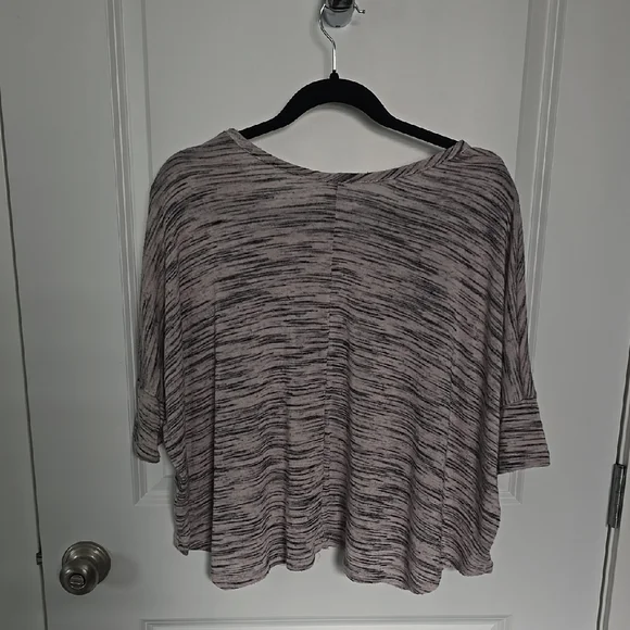 Real Appeal Top - Picture 3 of 4